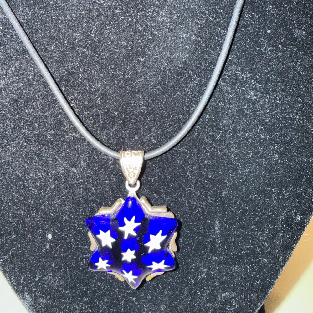 Italian Murano glass by artist Millifori - A Jewish Star set in Sterling silver